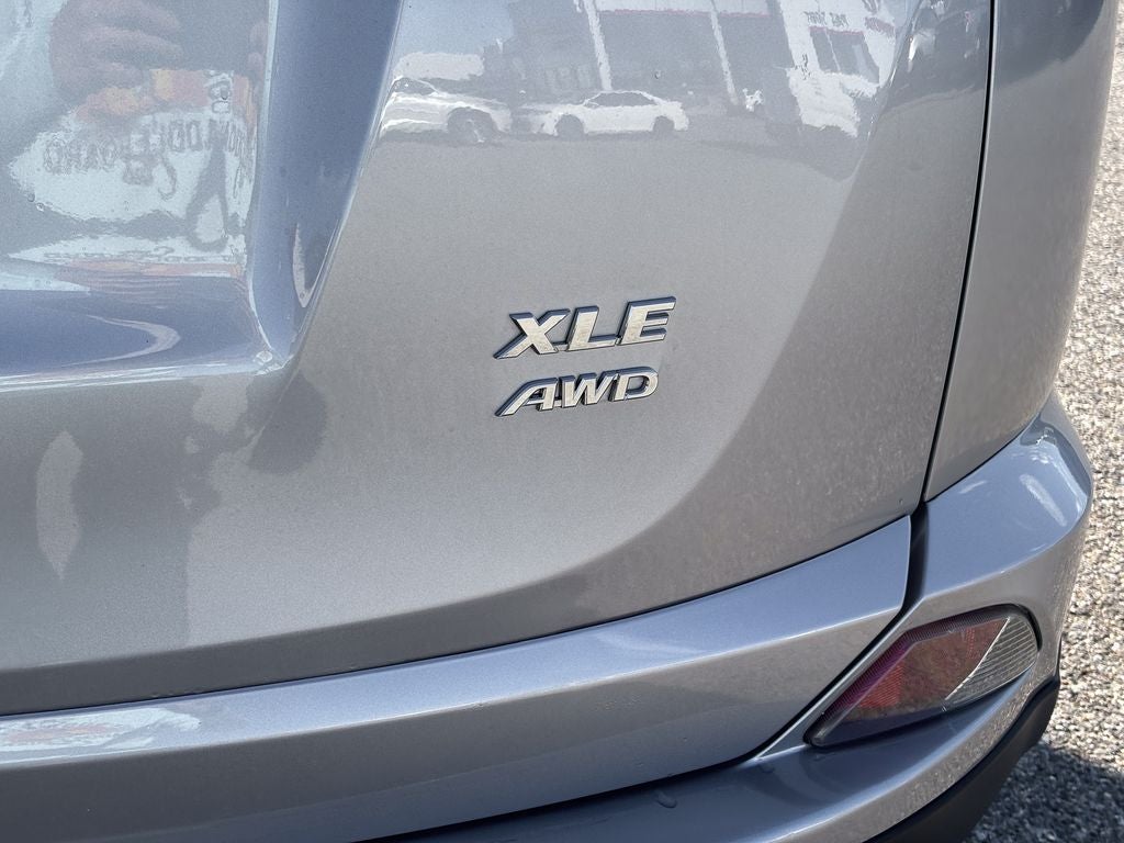 2018 Toyota RAV4 XLE