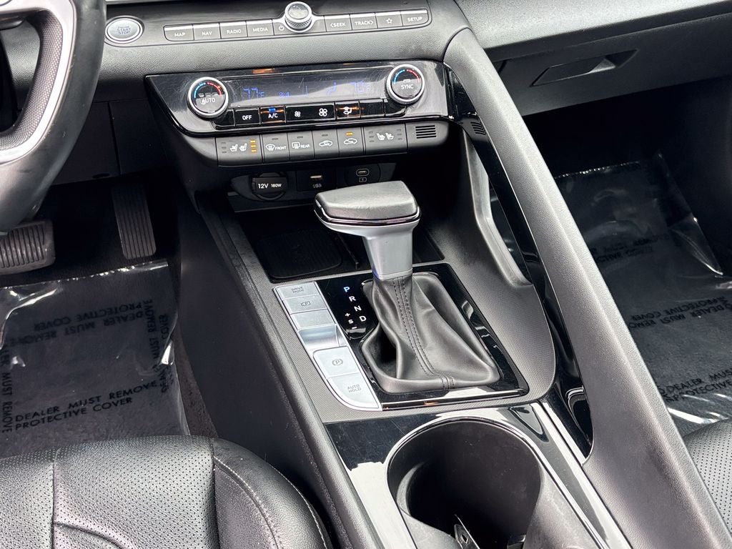 2025 Hyundai Elantra Hybrid Limited