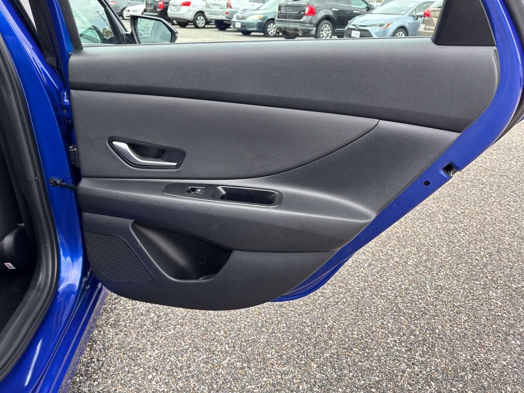 2025 Hyundai Elantra Hybrid Limited