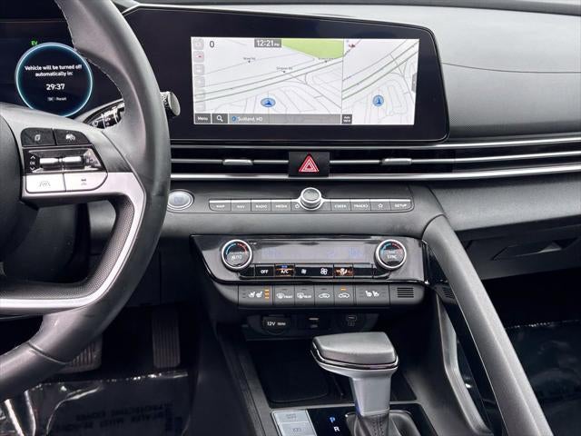 2025 Hyundai Elantra Hybrid Limited