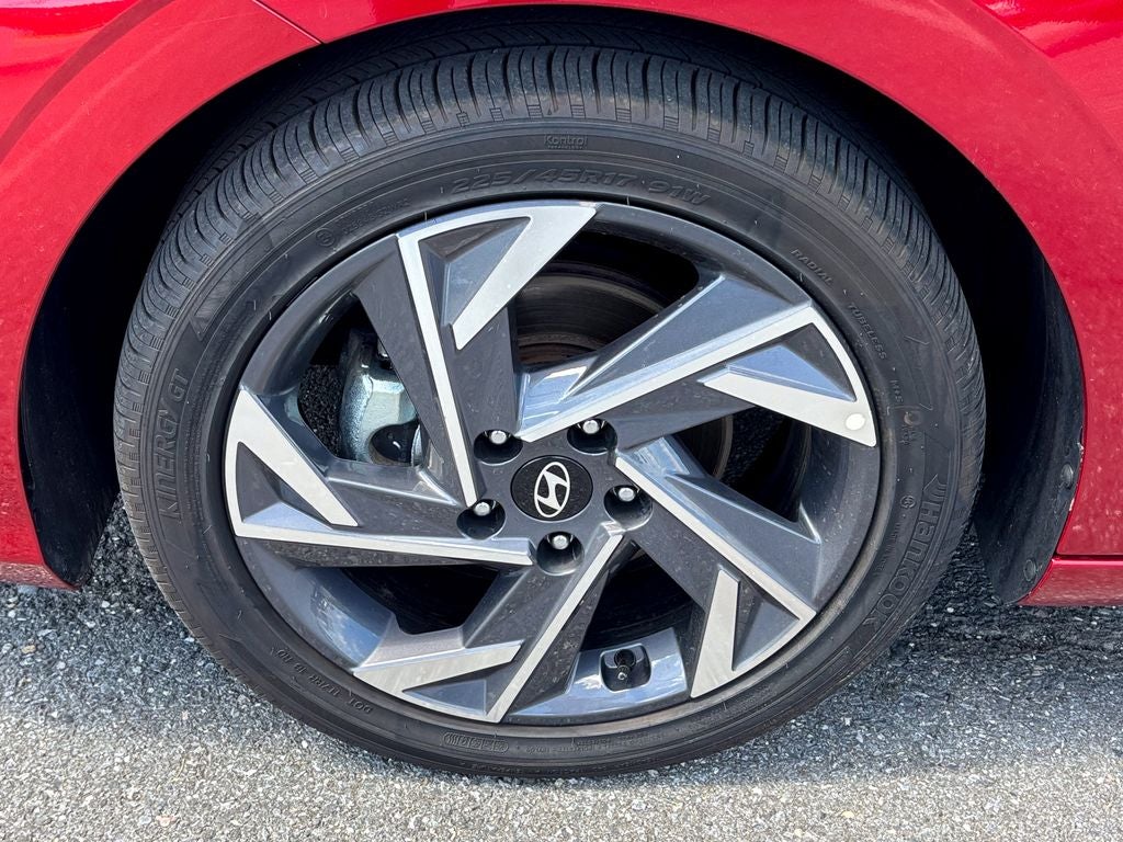 2025 Hyundai Elantra SEL - Photo 13