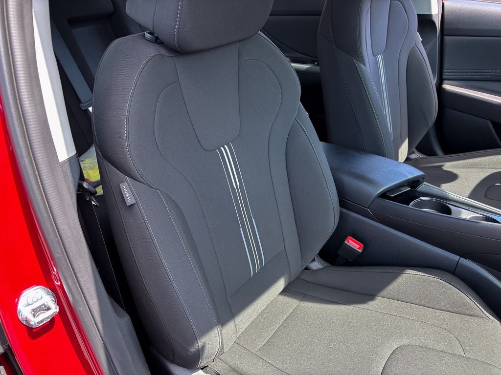 2025 Hyundai Elantra SEL - Photo 33