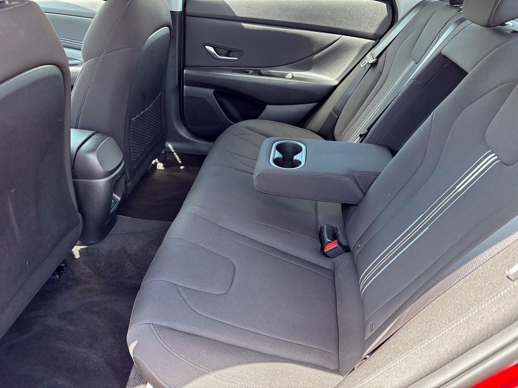 2025 Hyundai Elantra SEL - Photo 42