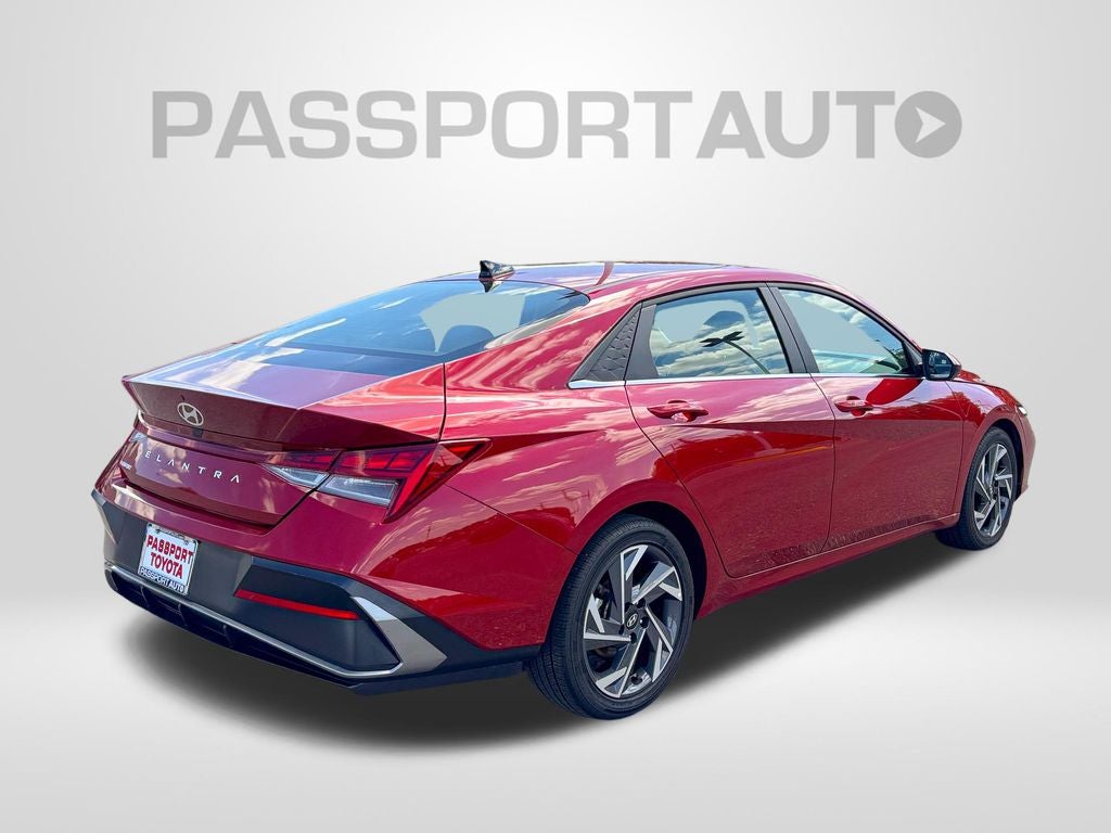 2025 Hyundai Elantra SEL - Photo 8