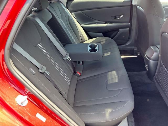 2025 Hyundai Elantra SEL - Photo 80