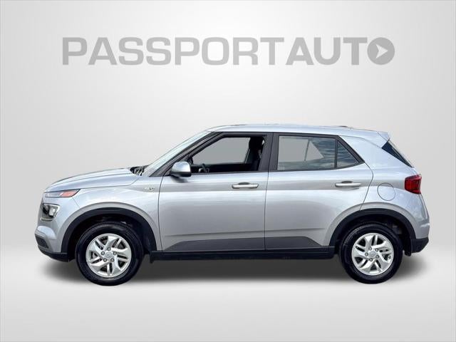 2025 Hyundai Venue SE