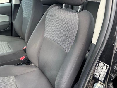 2015 Toyota Yaris LE