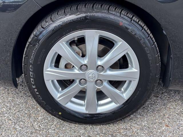 2015 Toyota Yaris LE